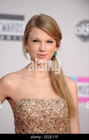 Taylor Swift assiste aux American Music Awards 2011 au Nokia Theatre de Los Angeles, CA, USA, le 20 novembre 2011. Photo de Lionel Hahn/ABACAPRESS.COM Banque D'Images