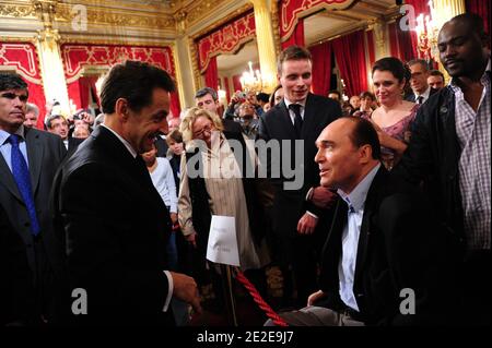 Le président français Nicolas Sarkozy assiste à une cérémonie sur la sécurité routière à l'Elysée, Paris, le 30 novembre 2011. Photo de Mousse/ABACAPRESS.COM Banque D'Images