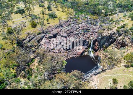 Vue sur les magnifiques chutes de Nigretta à Victoria, Australie - vue aérienne Banque D'Images