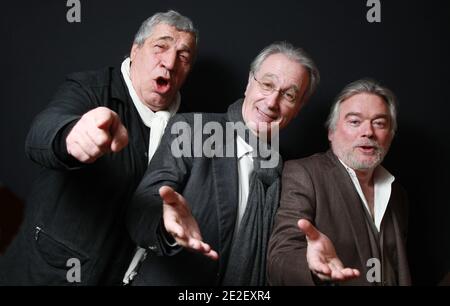 EXCLUSIF - Jean-Pierre Castaldi, Bernard le Coq et Christian Rauth posant pour notre photographe lors d'une séance de portrait à Paris, France, le 19 décembre 2011. Photo de Denis Guignebourg/ABACAPRESS.COM Banque D'Images