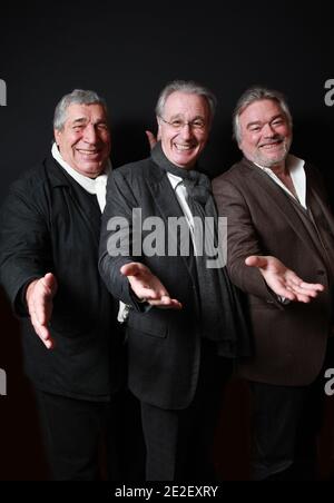 EXCLUSIF - Jean-Pierre Castaldi, Bernard le Coq et Christian Rauth posant pour notre photographe lors d'une séance de portrait à Paris, France, le 19 décembre 2011. Photo de Denis Guignebourg/ABACAPRESS.COM Banque D'Images