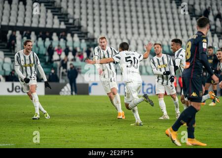 Hamza Rafia de Juventus FC but Célébrez pendant la coupe italienne, ronde de 16 match de football entre Juventus FC et Genoa CF / LM Banque D'Images