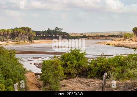 Galana River, parc national de Tsavo East, Kenya, Afrique de l'est, Afrique Banque D'Images