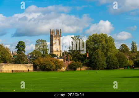 Chapelle Magdalen à l'Université d'Oxford de Merton Field, Oxford, Royaume-Uni. Banque D'Images