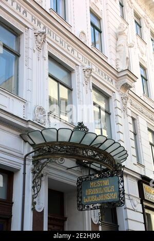 Bâtiment de banque Art Nouveau à Miklosiceva cesta à Ljubljana Banque D'Images