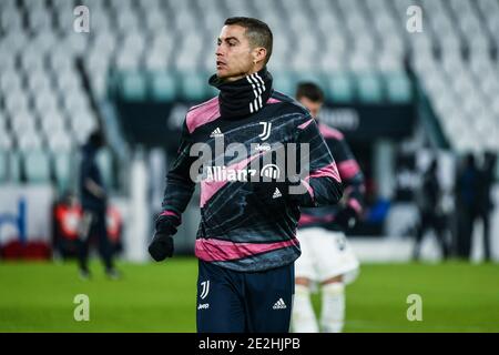 Cristiano Ronaldo de Juventus FC lors du match Coppa Italia entre Juventus et Gênes CFC au stade Allianz le 13 janvier 2021 à Turin, Italie. Les stades sportifs autour de l'Italie restent soumis à des restrictions strictes en raison de la pandémie du coronavirus, car les lois de distanciation sociale du gouvernement interdisent aux fans à l'intérieur des lieux, ce qui entraîne le jeu derrière des portes fermées. (Photo d'Alberto Gandolfo/Pacific Press/Sipa USA) Banque D'Images