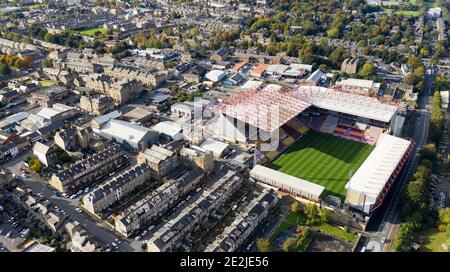 Une vue aérienne du stade énergétique d'Utilita, Valley Parade, la maison de Bradford City Copyright 2020 © Sam Bagnall Banque D'Images