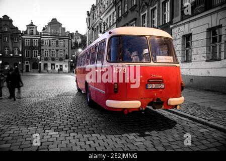 Bus historique de Jelcz Banque D'Images