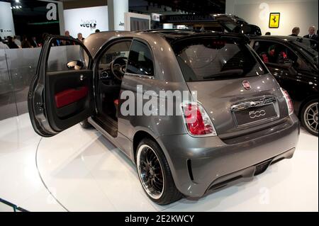La Fiat 500 exposée au salon international de l'auto 2010 à Detroit, MI, États-Unis, le 11 janvier 2010. Photo de James Fassinger/Cameleon/ABACAPRESS.COM Banque D'Images