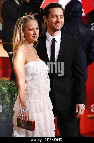 Jennifer Meyer et Tobey Maguire à la 67e cérémonie des Golden Globe Awards, qui s'est tenue à l'hôtel Beverly Hilton de Los Angeles, CA, Etats-Unis, le 17 janvier 2010. Photo de Lionel Hahn/ABACAPRESS.COM (photo : Jennifer Meyer, Tobey Maguire) Banque D'Images