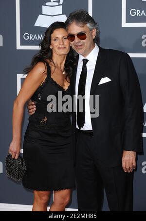 Andrea Bocelli et Veronica Berti à la 52e cérémonie annuelle des Grammy Awards, qui s'est déroulée au Staples Center de Los Angeles, Californie, États-Unis, le 31 janvier 2010. Photo de Lionel Hahn/ABACAPRESS.COM (photo : Andrea Bocelli, Veronica Berti) Banque D'Images