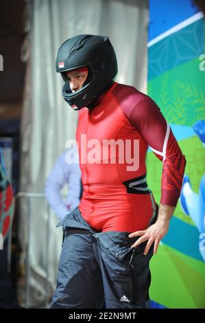 Sébastien Gattuso de Monaco pendant le bobsleigh deux-hommes pour les XXIes Jeux Olympiques d'hiver de 2010 à Vancouver au parc Creekside à Whistler, Canada, le 20 février 2010. Photo de Gouhier-Hahn-Nebinger/ABACAPRESS.COM Banque D'Images