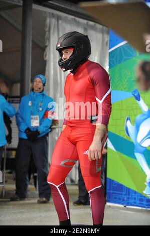 Sébastien Gattuso de Monaco pendant le bobsleigh deux-hommes pour les XXIes Jeux Olympiques d'hiver de 2010 à Vancouver au parc Creekside à Whistler, Canada, le 20 février 2010. Photo de Gouhier-Hahn-Nebinger/ABACAPRESS.COM Banque D'Images