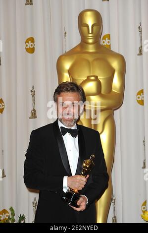 Christoph Waltz avec le prix de la performance d'un acteur dans un rôle de soutien reçu pour Inglourious Basterds lors des 82e Academy Awards, qui ont eu lieu au Kodak Theatre de Los Angeles, CA, Etats-Unis sur le match 07, 2010. Photo de Lionel Hahn/ABACAPRESS.COM (photo: Christoph Waltz) Banque D'Images