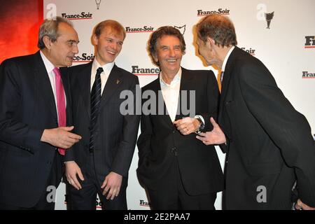 Axel Ganz, Alexandre Pugachev, né en Russie, propriétaire de 'France soirs', Jack Lang et Etienne Mougeotte participant à la fête de lancement du journal 'France soir', à Beaubourg , à Paris, en France, le 16 mars 2010. Photo de Thierry Orban/ABACAPRESS.COM Banque D'Images