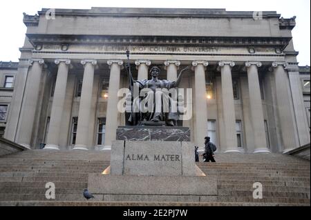 Vue générale de la Bibliothèque de l'Université de Columbia où le président français Nicolas Sarkozy et la première dame Carla Bruni-Sarkozy ont fait une visite, à New York, NY, le 29 mars 2010, dans le cadre de leur visite de deux jours aux États-Unis. Le président Sarkozy a prononcé un discours devant les étudiants. Photo de Cau-Guerin/ABACAPRESS.COM Banque D'Images