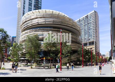 Le bâtiment de six étages appelé The Exchange a été conçu par Entreprise d'architecture renommée mondiale, Kengo Kuma Architects Darling Square Sydney Aust Banque D'Images