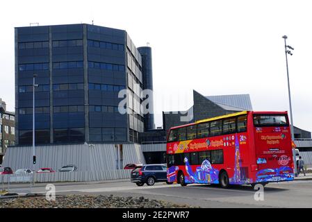 Reykjavik, Islande - 21 juin 2019 - vue sur la circulation et les bâtiments de la ville Banque D'Images