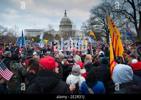 Save America Rally, quelques instants avant le début de la manifestation au Capitole. Washington DC États-Unis Banque D'Images