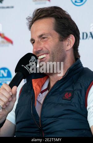 Auckland, Nouvelle-Zélande, le 15 janvier 2021 - Britannia, skipper de l'équipe INEOS UK, Sir Ben Ainslie, assiste à la conférence de presse après la première journée de course à la coupe Prada sur le port de Waitemata à Auckland. Son équipe a remporté deux victoires sur les concurrents américains et italiens. Crédit : Rob Taggart/Alay Live News Banque D'Images