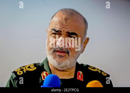 Iran, Iran. 15 janvier 2021. Le corps des Gardiens de la révolution (IRGC) le chef du corps des Gardiens de la révolution iranienne, commandant en chef du corps des Gardiens de la révolution islamique Hossein salami, parlant à la télévision iranienne un lancement de missiles lors d'un exercice militaire dans un endroit inconnu du centre de l'Iran. Photo de SalamePix/ABACAPRESS. Credit: Abaca Press/Alay Live News Banque D'Images