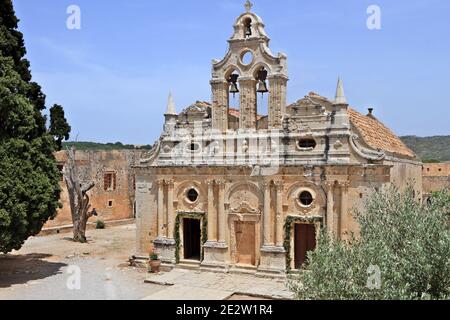 L'église principale de l'historique monastère Arkadi (ou rue Arkadiou Moni, en grec), dans la région de Rethymno, Crète, Grèce. Banque D'Images