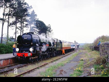 West Country Class No 34027 Taw Valley à Battersby sur la ligne Esk Valley, North Yorkshire, Angleterre Banque D'Images