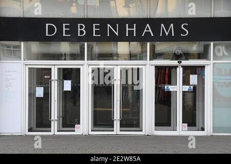 Weymouth, Dorset, Royaume-Uni. 15 janvier 2021. Vue générale du grand magasin Debenhams de Weymouth à Dorset qui ne rouvrira pas à la fin du confinement. Crédit photo : Graham Hunt/Alamy Live News Banque D'Images