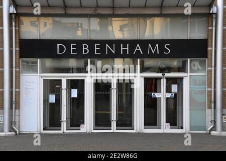 Weymouth, Dorset, Royaume-Uni. 15 janvier 2021. Vue générale du grand magasin Debenhams de Weymouth à Dorset qui ne rouvrira pas à la fin du confinement. Crédit photo : Graham Hunt/Alamy Live News Banque D'Images