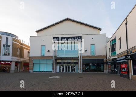 Weymouth, Dorset, Royaume-Uni. 15 janvier 2021. Vue générale du grand magasin Debenhams de Weymouth à Dorset qui ne rouvrira pas à la fin du confinement. Crédit photo : Graham Hunt/Alamy Live News Banque D'Images