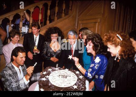 Diahann Carroll, Joan Collins, John Forsythe et Linda Evans avec la dynastie Cast célèbre son 150e épisode 1986 Credit: Ralph Dominguez/MediaPunch Banque D'Images