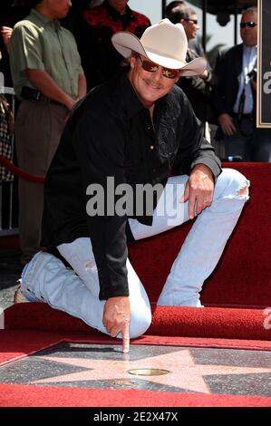 Alan Jackson, superstar de la campagne, a reçu le 2 05e Star 4 du Hollywood Walk of Fame. Los Angeles, CA, États-Unis le 16 avril 2010. (Photo : Alan Jackson). Photo de Lionel Hahn/ABACAPRESS.COM Banque D'Images