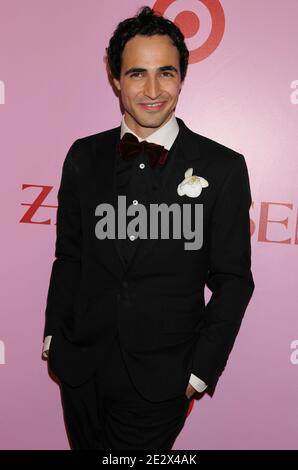 Le couturier Zac Posen participe à la fête de 24 heures pour célébrer le lancement de la collection Target du couturier Zac Posen, qui s'est tenue à la 34e rue à New York City, NY, États-Unis, le 15 avril 2010. Photo de Graylock/ABACAPRESS.COM (photo: Zac Posen) Banque D'Images