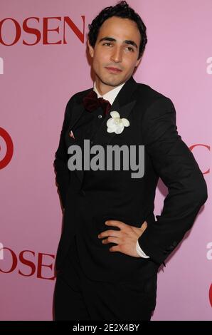 Le couturier Zac Posen participe à la fête de 24 heures pour célébrer le lancement de la collection Target du couturier Zac Posen, qui s'est tenue à la 34e rue à New York City, NY, États-Unis, le 15 avril 2010. Photo de Graylock/ABACAPRESS.COM (photo: Zac Posen) Banque D'Images