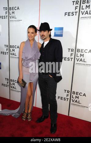 De gauche à droite : Alicja Bachleda, Colin Farrell assiste à la première Ondine lors du Tribeca film Festival 2010, qui s'est tenu au Tribeca Performing Arts Centre à New York City, NY, USA, le 28 avril 2010. Photo par Graylock/ABACAPRESS.COM Banque D'Images