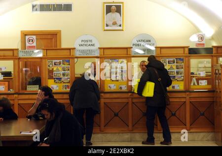 Une visite au coeur du Vatican, le plus petit état du monde. La poste du Vatican à la Cité du Vatican le 2010 février. Photo par Eric Vandeville/ABACAPRESS.COM Banque D'Images