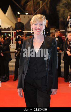 La présentatrice de télévision Estelle Martin arrive pour la projection de 'UN homme hurlant' à Cannes, dans le sud de la France, le 16 mai 2010, pendant le 63e Festival du film. Photo par Ammar Abd Rabbo/ABACAPRESS.COM Banque D'Images