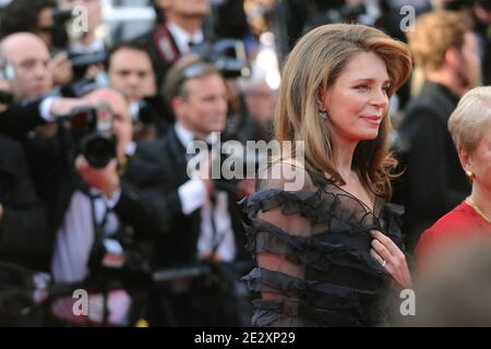 La reine Noor de Jordanie assiste à la projection de 'Biutiful' lors du 63e Festival de Cannes, dans le sud de la France, le 17 mai 2010. Photo par Ammar Abd Rabbo/ABACAPRESS.COM Banque D'Images