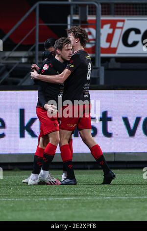 ROTTERDAM, PAYS-BAS - JANVIER 15: Reuven Niemeijer de SBV Excelsior, Mats Wieffer de SBV Excelsior pendant le match hollandais Keukenkampioendivision be Banque D'Images