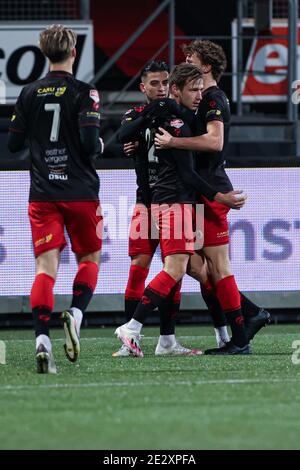 ROTTERDAM, PAYS-BAS - JANVIER 15 : Reuven Niemeijer de SBV Excelsior, Mats Wieffer de SBV Excelsior, Stijn Meijer de SBV Excelsior pendant les Hollandais Banque D'Images