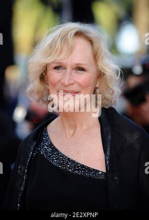 Glenn Close quitte la projection de 'Tamara Drewe' présentée en compétition lors du 63e Festival de Cannes, le 18 mai 2010. Photo de Hahn-Nebinger-Orban/ABACAPRESS.COM Banque D'Images