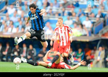 Diego Miito, Inter Milan, lors du match de football final de la Ligue des champions, Inter Milan contre Bayern Munich à Madrid, Espagne, le 22 mai 2010. Inter Milan a gagné 2-0. Photo d'Henri Szwarc-Cameleon-ABACAPRESS.COM Banque D'Images