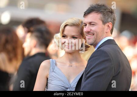 'Jaime King et son mari Kyle Newman assistent à la première de ''The Twilight Saga: Eclipse'' dans le cadre du Festival du film de Los Angeles 2010. Los Angeles, le 24 juin 2010. (Photo : Jaime King). Photo de Lionel Hahn/ABACAPRESS.COM' Banque D'Images