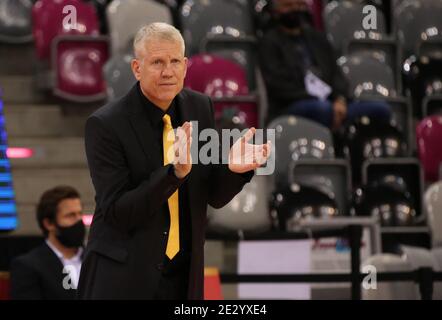 Bonn, Allemagne, 15.12.2020, Telekom Dome, Basketball Bundesliga, Telekom paniers Bonn vs MHP Riesen Ludwigsburg: Headcoach John Patrick (Ludwigsburg) Banque D'Images