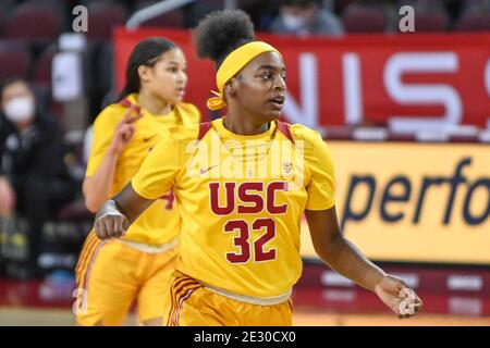 Des chevaux de Troie de la Californie du Sud font avancer Jordyn Jenkins (32) lors d'un match de basket-ball féminin de la NCAA contre les États de Washington Cougars, le vendredi 15 janvier, Banque D'Images