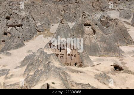 Ruines de la vieille église à Selime, Aksaray, Turquie Banque D'Images