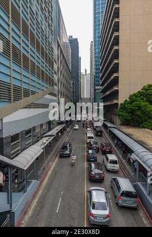 30 janvier 2018 - embouteillages aux heures de pointe à Makati, Philippines Banque D'Images