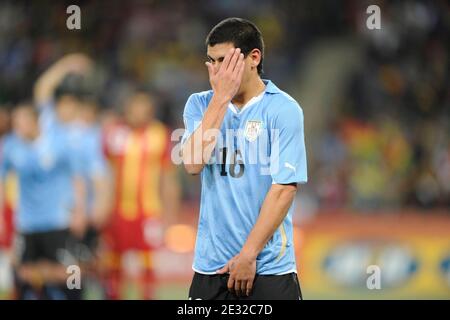 Maximiliano Pereira d'Uruguay lors de la coupe du monde de la FIFA 2010 Afrique du Sud, quart de finale, match de football, Ghana contre Uruguay au stade de football de Soccer City à Johannesburg, Afrique du Sud, le 2 juillet 2010. Photo de Henri Szwarc/ABACAPRESS.COM Banque D'Images