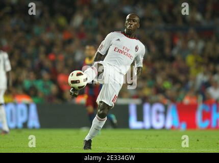 Clarence Seedorf de Milan lors du 45e match de football Joan Gamper Trophy, FC Barcelone vs AC Milan au Camp Nou à Barcelone, Espagne, le 25 août 2010. Photo de Manuel Blondeau/ABACAPRESS.COM Banque D'Images