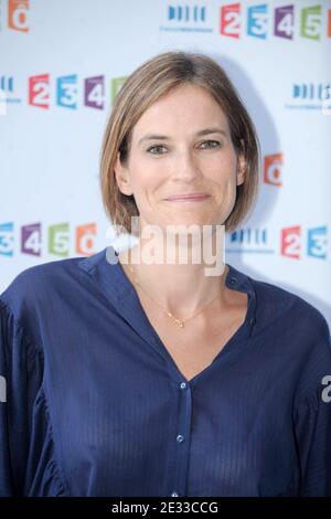 Claire Fournier arrive à la conférence de presse annuelle du groupe France télévisions à Paris, France, le 3 septembre 2010. Photo de Giancarlo Gorassini/ABACAPRESS.COM Banque D'Images